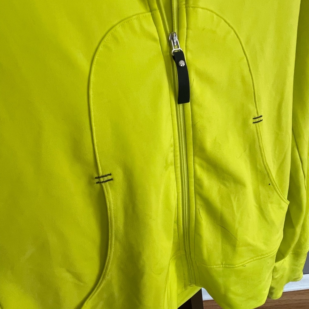 Underarmour Fitted Jacket, Workout - image 4